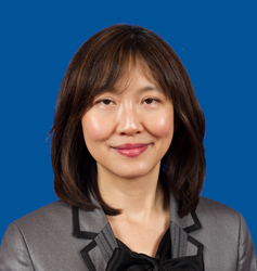 Vikki Tam, C’92, WG’98